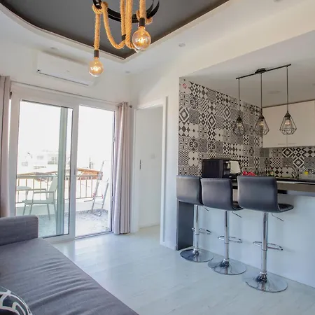 Papadavid Apartments Paphos Exterior photo